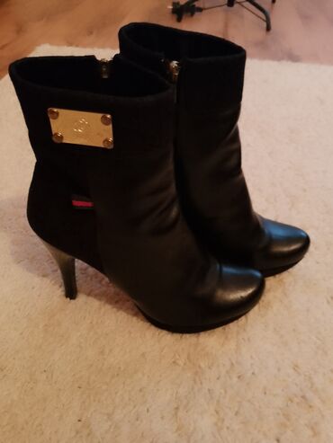 ruske cizme: Ankle boots, Guess, 39