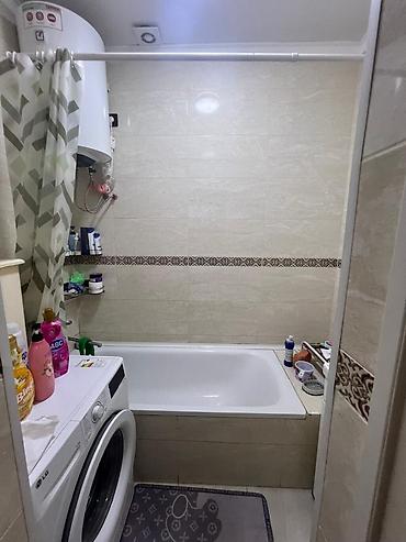 Продажа коттеджей и домов: 🏡 **Продается 2-этажный дом в ж/м Ала-Тоо-1!** ✨ **200 м² | 5 соток | at lalafo.kg — 19 Продажа коттеджей и домов: 🏡 **Продается 2-этажный дом в ж/м Ала-Тоо-1!** ✨ **200 м² | 5 соток | — 19
