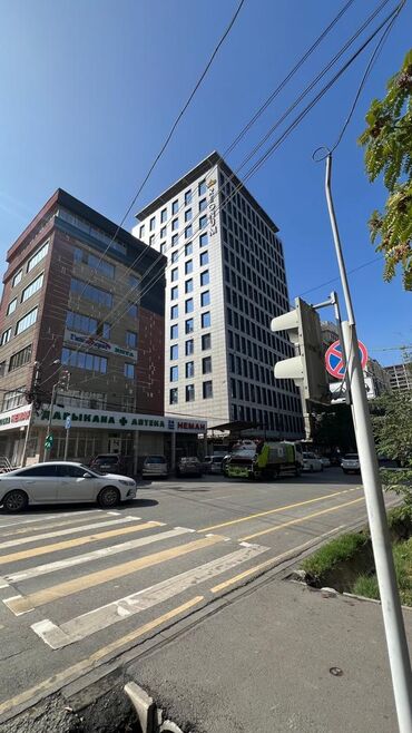 островок в аренду тц: Продаю Офис 88 м², Без ремонта, Бизнес центр, 6 этаж