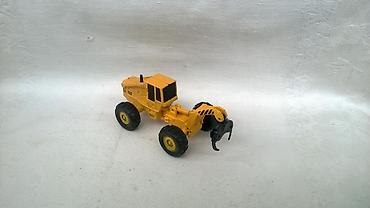bmw e36 igracka: Majorette zglobni šumski traktor-John Deere 648E Turbo skider — 1