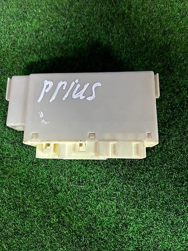 Блок управления/реле (модуль) для Toyota Prius 30 Описание: -