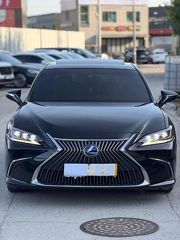 cdi 270: Lexus ES: 2020 г., Гибрид, Седан — 1