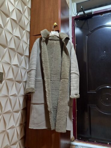 palto modelleri 2022: Пальто Zara, M (EU 38), цвет - Бежевый