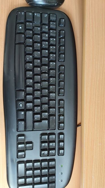 Kompjuterski delovi za PC: Tastatura i mis,ocuvani