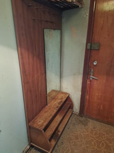 шкафчики на балконе: Ayaqqabı rəfi, Düz