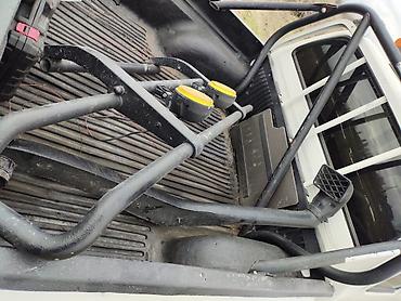 Toyota: Toyota Hilux pikap - Kuzov: ağ rəng, 4 qapı, iki kabin (Double Cab) — 8