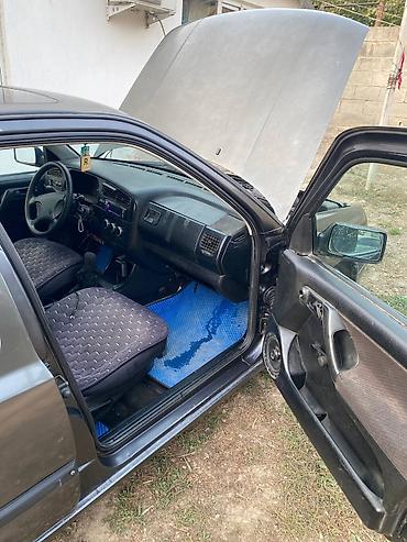 коллектор пассат б3: Volkswagen Golf: 1993 г., 1.6 л, Кол менен иштөөчү, Бензин, Хетчбек — 7