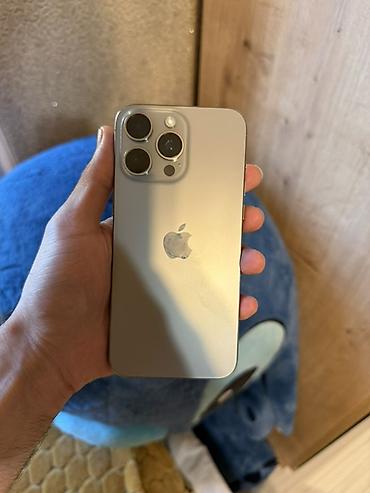 15 pro ve pro max: IPhone 15 Pro, Natural Titanium, Face ID — 2