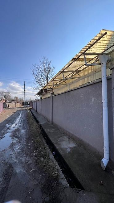 Кыймылсыз мүлк: Продаю 2-х этаж.дом (130кв.м.) Двор (250кв.м.) крытый, выложен — 5