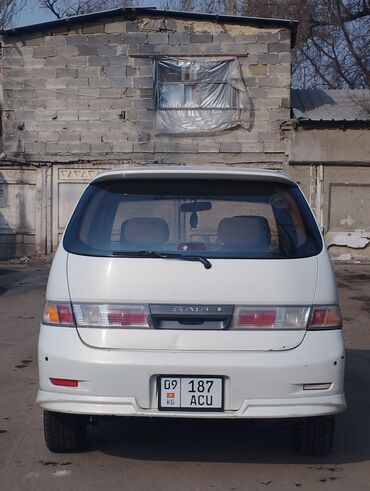 Toyota: Toyota Gaia: 1999 г., 2 л, Автомат, Бензин, Вэн/Минивэн