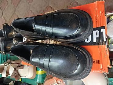 Другая женская обувь: Белые туфли Мэри Джейн для девочек с эффектным бантом спереди. Модель — 14