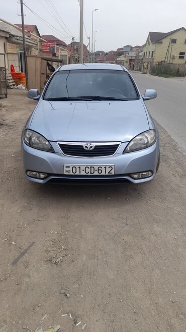 Daewoo: Daewoo Gentra: 1.5 l | 2014 il Sedan