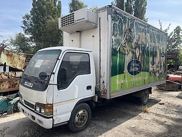 Легкий грузовик, Isuzu, Стандарт, 3 т, Б/у at lalafo.kg Легкий грузовик, Isuzu, Стандарт, 3 т, Б/у