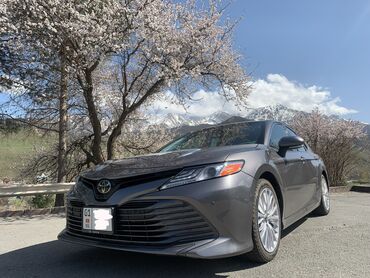 панель торпедо камри 30: Toyota Camry: 2018 г., 2.5 л, Автомат, Бензин, Седан