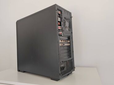 Desktop računari i radne stanice: Gejmer/ Intel i5 8400/16GB DDR4 /M2 240/RX 580 8Gb Povoljno — 5