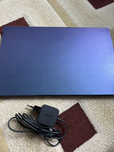 ucuz noutbuk: ASUS Vivobook, 15.6 ", Intel Core i5, 256 GB, Ödənişli çatdırılma