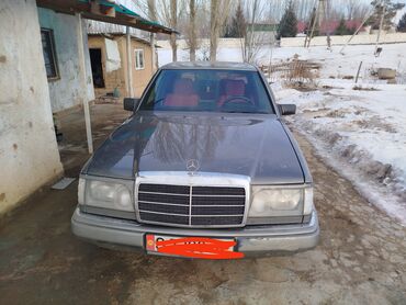 мерс 124 автомобиль: Mercedes-Benz W124: 1992 г., 2.3 л, Механика, Бензин, Хетчбек