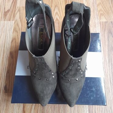 Туфли: Продам новую женскую обувь Emma made Spain размер 37 цвет темно — 8