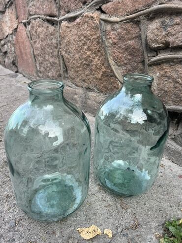 ящик для бутылок: Бөтөлкөлөр