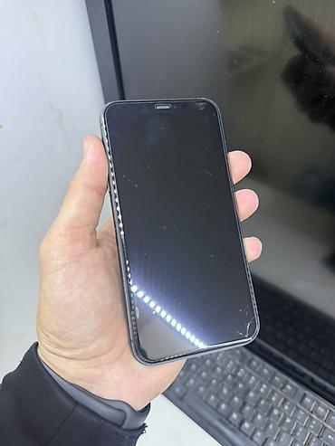 iphone 11 arxaliq: IPhone 11, Qara, Face ID — 10