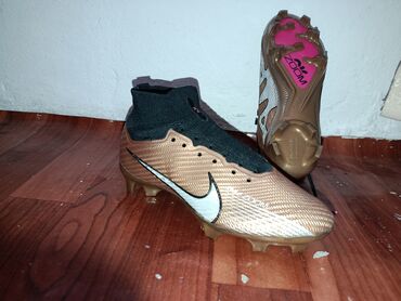 Бутсы: Бутсы Nike air zoom размер 35-36 состояние хорошее одевалось 2-3 раза