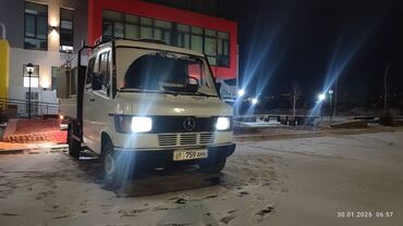 Легкий грузовой транспорт: Легкий грузовик, Mercedes-Benz, Дубль, Б/у