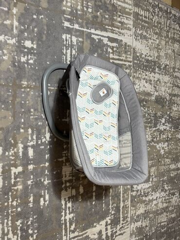 Детские шезлонги: Продаю детский шезлонг-качалку в сером и графитовом цвете. Оснащен at lalafo.kg — 5 Детские шезлонги: Продаю детский шезлонг-качалку в сером и графитовом цвете. Оснащен — 5