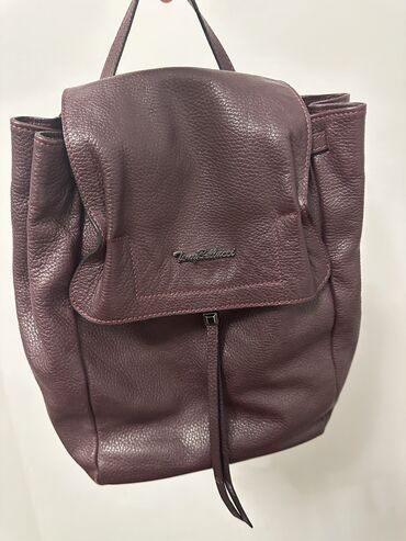 Рюкзактар: Продаю бордовый брендовый рюкзак Tony Bellucci из натуральной
