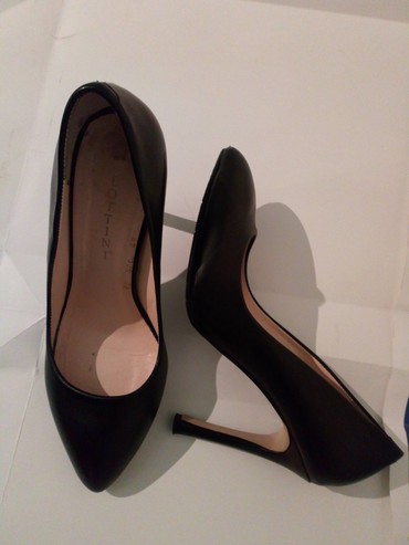 свадебные каблуки: Туфли Lottini, 38, цвет - Черный