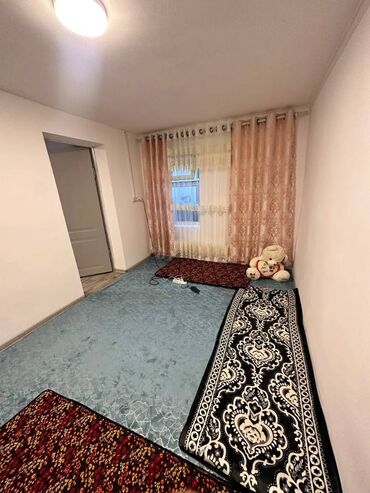 одна комнатная квартира на долгий срок: 1 комната