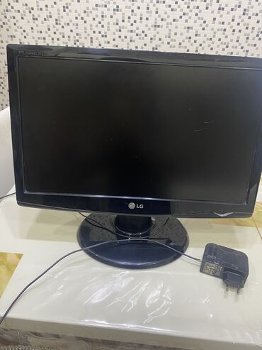 grafik tablet azerbaycan: Monitor satilir köc meqsedi ile, tam işlek veziyetdedir, dayanacagi