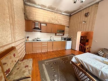 ulguc satisi: 5 otaqlı, 140 kv. m, Orta təmir — 8