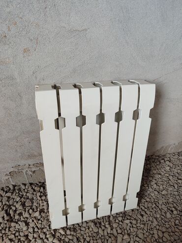 светильники для сада: Новый чугунный радиатор.Россия
1000сом