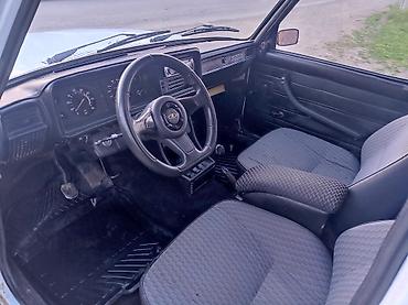 VAZ (LADA): VAZ 2107 “LADA Riva” sedan - Kuzov: ağ rəng, 4 qapı, klassik künclü — 9