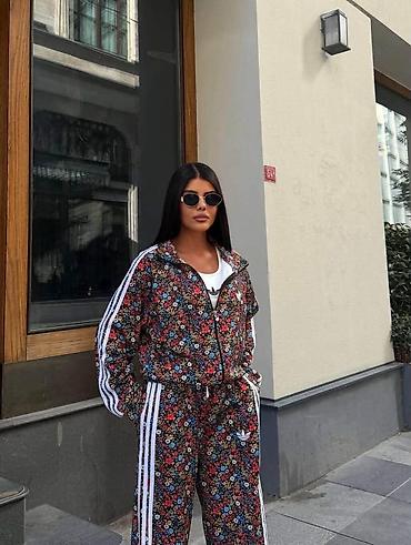 sandale beograd: Viralne Adidas trenerke 3u1 sada dostupne za porucivanje 🫶 Komplet — 1