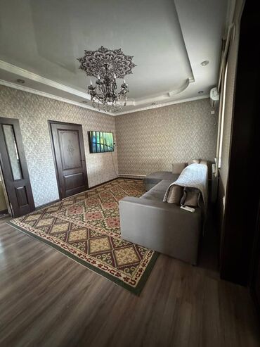 срочно продаю дом ак ордо: Дом, 100 м², 4 комнаты, Агентство недвижимости, Евроремонт