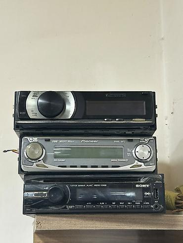pioneer magnitola: Avtomobil maqnitofonları dəsti - Brendlər: Pioneer (2 ədəd) və Sony — 1