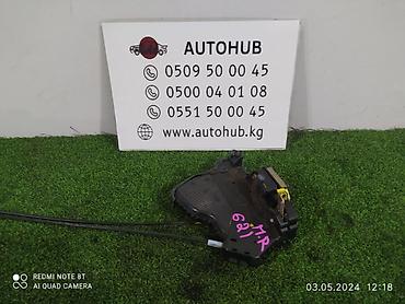 keyless go: Замок двери TOYOTA Wish ZNE14G 1.8 2003 перед. прав. (б/у) — 1