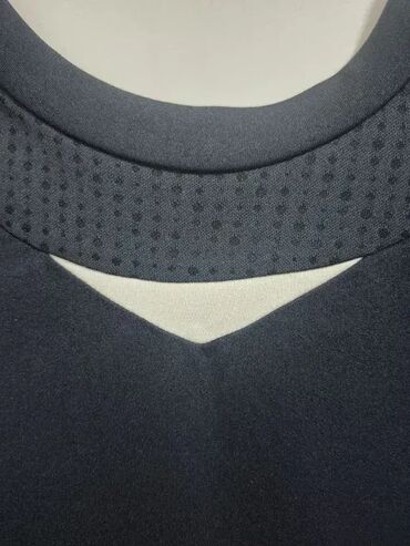 Majice: Nike Climacool majica, crna, u odličnom stanju. Veličina XL. Ramena — 1