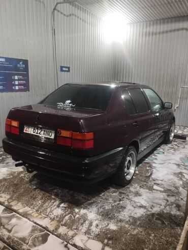 подвыкуп машина: Volkswagen Vento: 1993 г., 1.8 л, Механика, Бензин, Седан