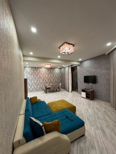 Günlük kirayə mənzillər: 3 otaqlı, Nizami r. r-nu — 6