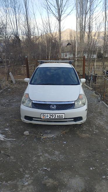 Honda Stream: 2004 г., 2 л, Вариатор, Бензин, Универсал