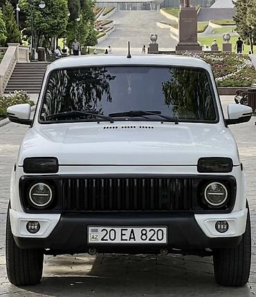 niva oturacaqlar: Lada Niva 4x4 (Urban üslubunda tüninq) Xüsusiyyətlər və tüninq: - — 10