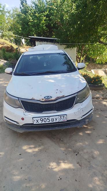 хундай ix25: Kia Rio: 2015 г., Механика, Седан — 1