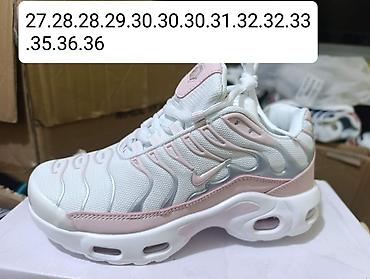 Patike: Akcija
2850 din — 4