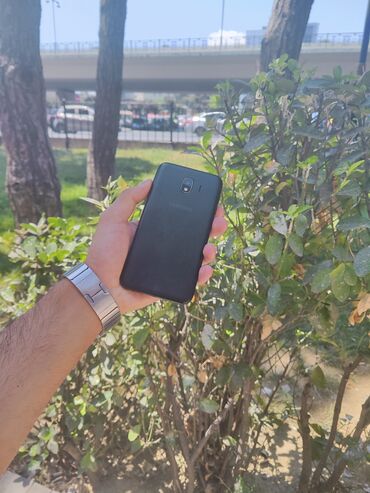 samsung a80 qiymeti azerbaycanda: Samsung Galaxy J6, 32 GB, rəng - Qara, Düyməli, Barmaq izi