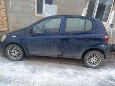 мисубиси спейс стар: Toyota Yaris: 2003 г., 1.3 л, Механика, Бензин, Седан