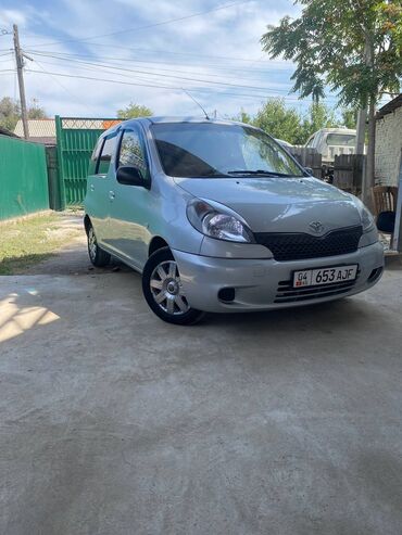 Toyota: Toyota Yaris Verso: 1999 г., 1.3 л, Механика, Бензин, Хэтчбэк