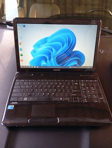 Toshiba: Toshiba, 15.6 ", Intel Core i3, 256 GB — 1