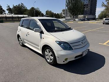 грузовик с холодильником: Toyota Ist: 2002 г., 1.5 л, Автомат, Бензин, Хэтчбэк — 3